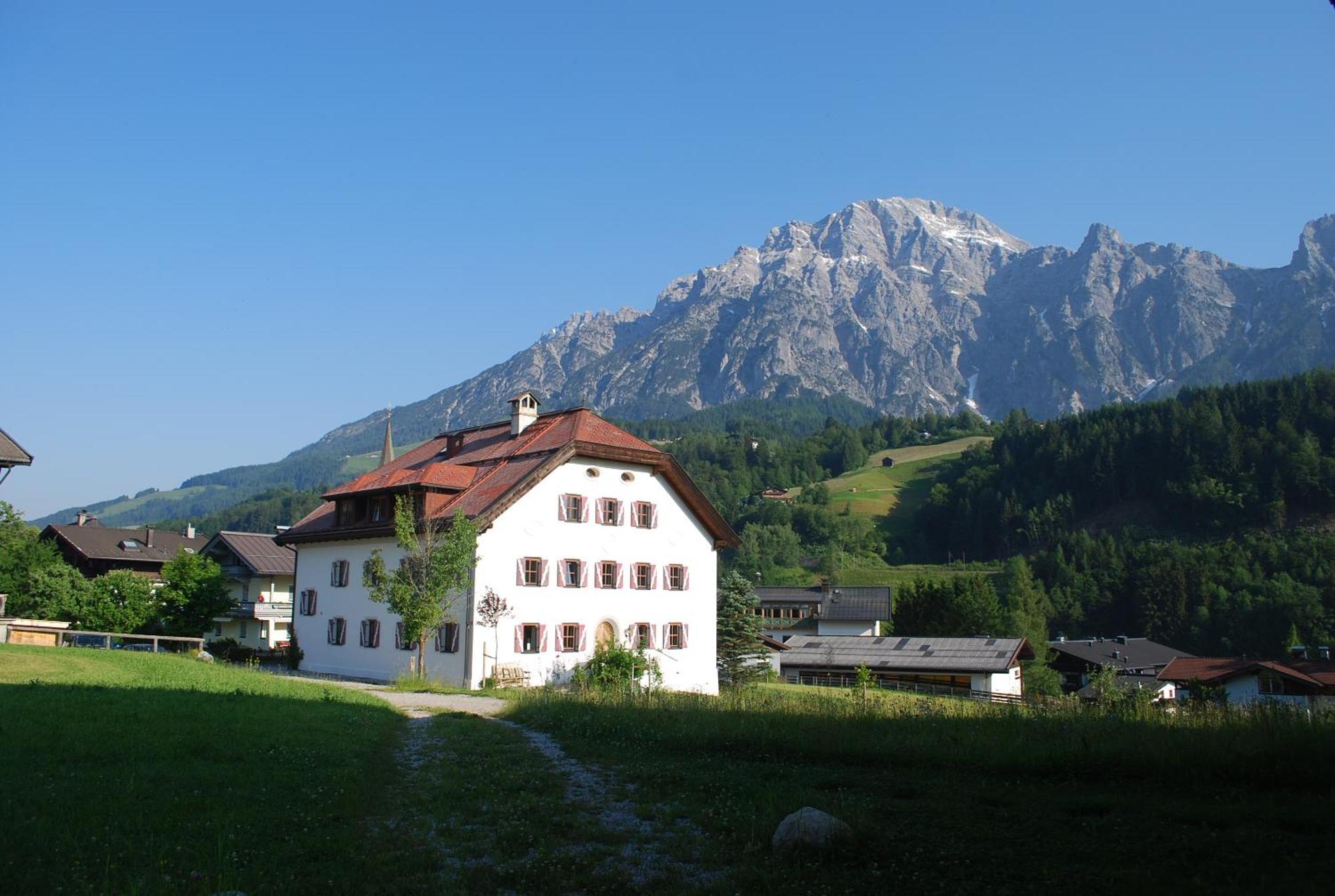 Ansitz Wirtsgut - Familienappartements In Den Bergen Leogang Exterior photo